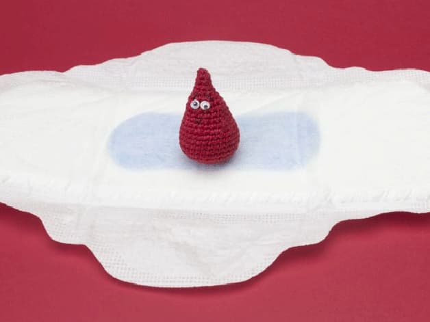 Ra máu cá là một trong những dấu hiệu sắp sin con rạ cực chuẩn