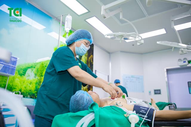 Phẫu thuật ung thư tuyến giáp tại Bệnh viện Thu Cúc