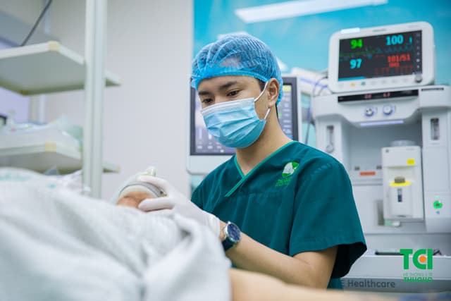 Phẫu thuật ung thư tuyến giáp tại Bệnh viện Thu Cúc