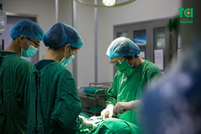 Phẫu thuật ung thư tuyến giáp tại Bệnh viện Thu Cúc