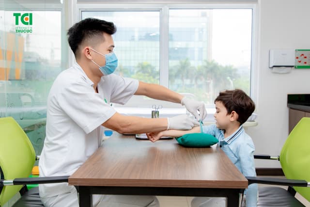 Khám sức khoẻ tổng quát cho bé 4 tuổi