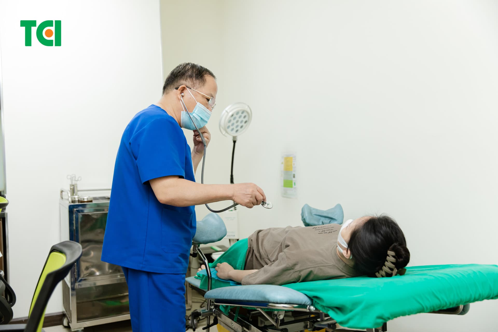 Tránh sóng điện từ khi mang thai là điều vô cùng cần thiết