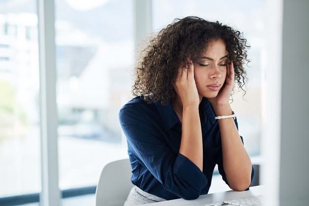 Đau đầu khám khoa gì