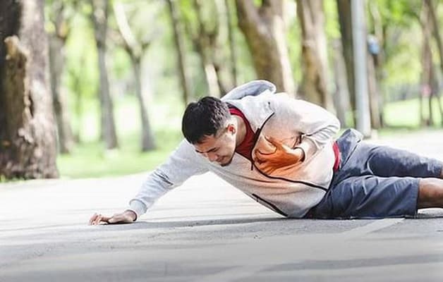 tai biến và đột quỵ não