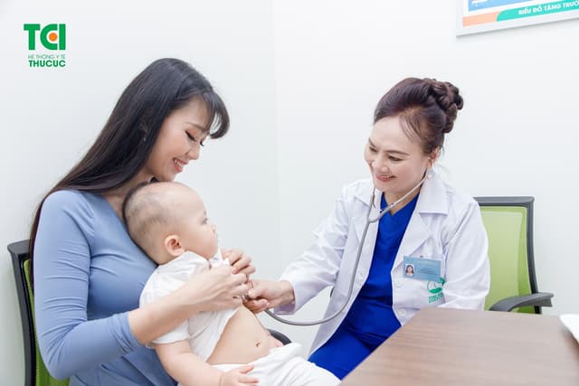 Giải đáp thắc mắc: Khi nào nên cho trẻ đi khám dinh dưỡng?