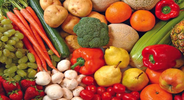 Chế độ ăn khoa học với nhiều rau, củ , quả sẽ giúp người bệnh phục hồi sức khỏe sau phẫu thuật polyp túi mật.