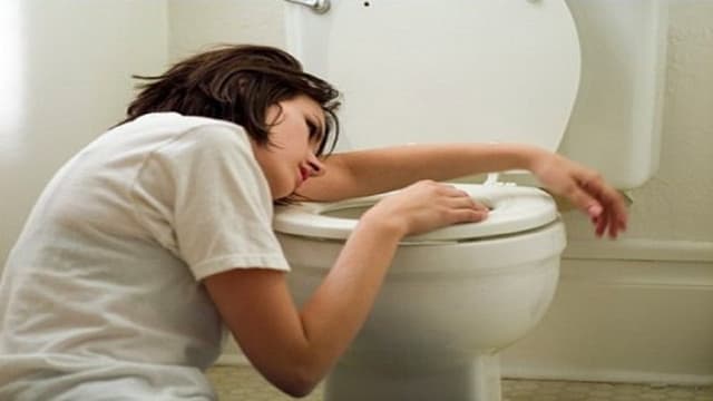 Tiểu không tự chủ là gì? Cách chữa như thế nào?