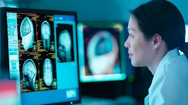 việc chụp cộng hưởng từ có hại không