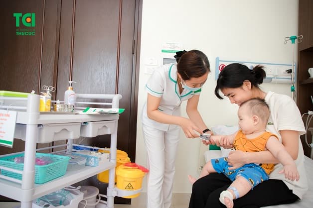 Viêm phế quản là bệnh lý thường gặp ở trẻ