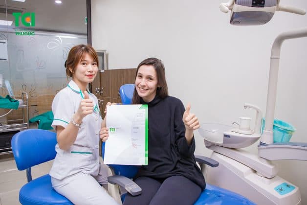 Thăm khám răng miệng định kỳ