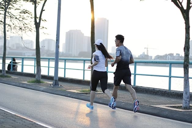 Đau đầu có thể điều trị bằng cách tập luyện thể dục thể thao thường xuyên