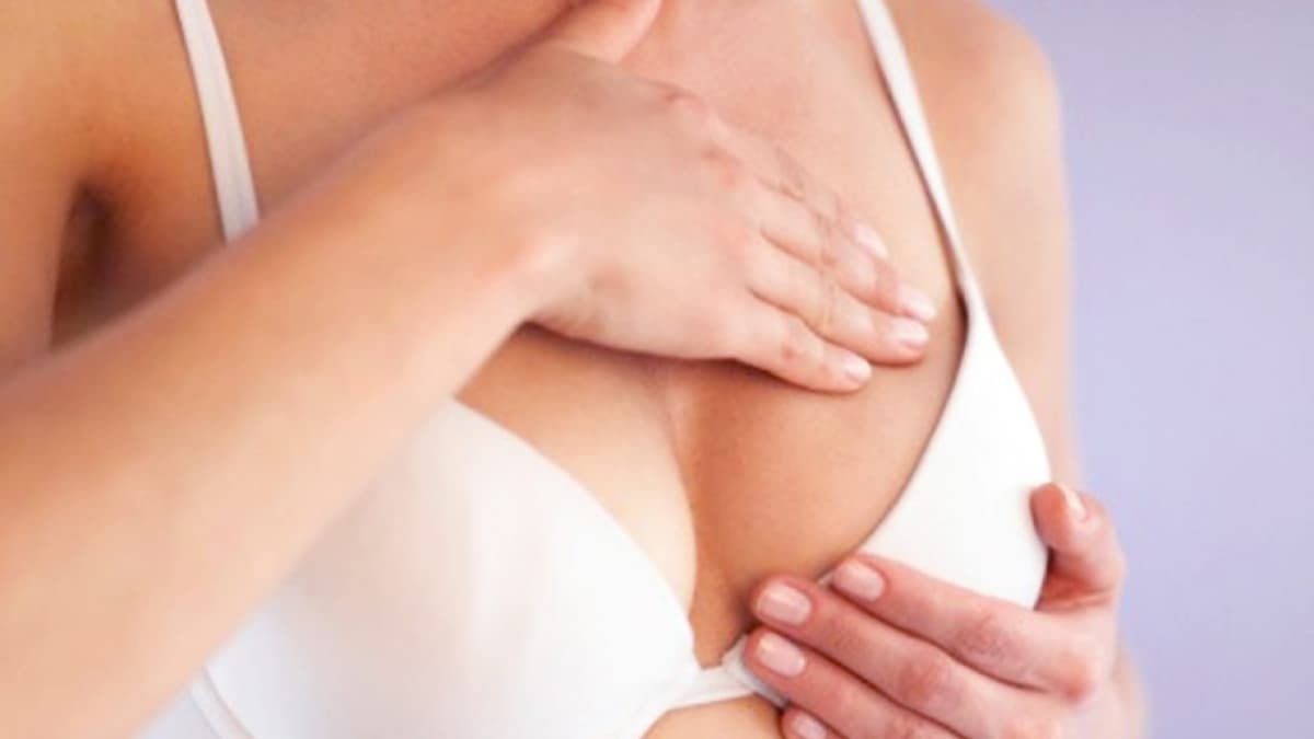 Đau núm ty là bị bệnh gì? Có nguy hiểm không?