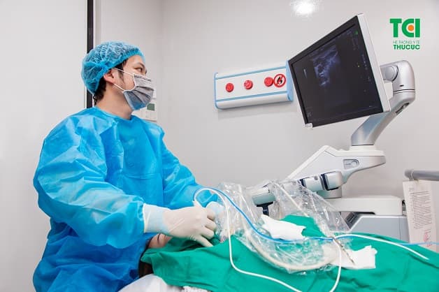 Giá đốt sóng cao tần u tuyến giáp cần căn cứ vào máy móc, thiết bị sử dụng