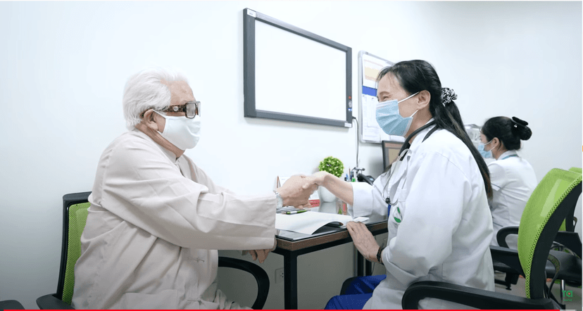 Vì sao NSƯT Đức Trung đánh giá *5 SAO* cho nội soi dạ dày không đau tại Thu Cúc?