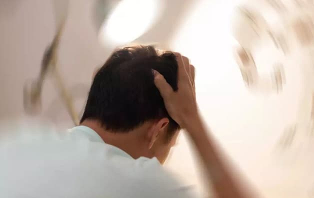 Rối loạn tiền đình là một hiện tượng phổ biến mà rất nhiều người gặp phải