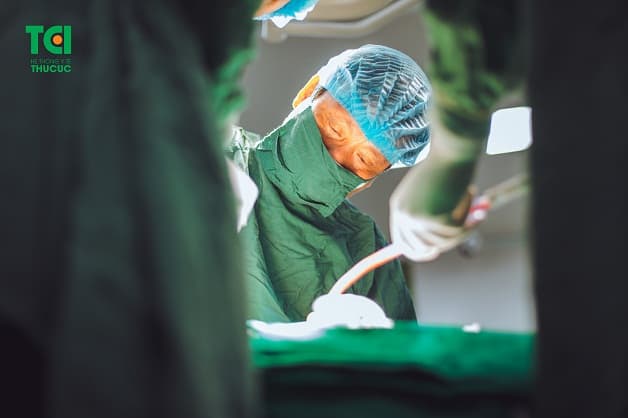 tìm hiểu phẫu thuật cắt bỏ u xơ tử cung mất bao nhiêu thời gian