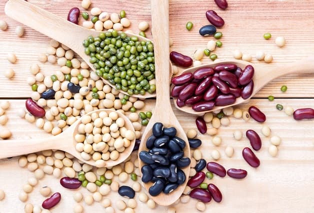 Các loại đậu đậu có khả năng hỗ trợ hệ tiêu hóa làm việc tối ưu và cải thiện hoạt động của nhu động ruột giúp trẻ đi tiêu dễ dàng