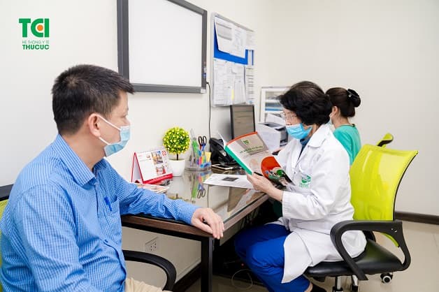 Khi thấy các triệu chứng bất thường như rối loạn tiêu hóa, bài tiết, mệt mỏi, suy nhược...bạn cần đi khám ngay để được chẩn đoán và điều trị kịp thời.