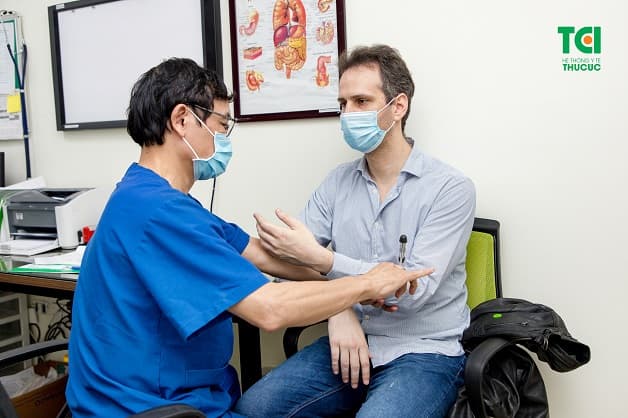 Phương pháp khám chuyên khoa Gan mật