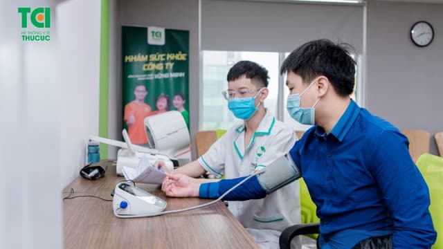 Ngứa vùng kín nam giới: Nguyên nhân và cách điều trị