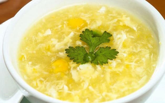 Sau khi nội soi người bệnh cần chú ý ăn các món dạng lỏng. dễ tiêu hóa