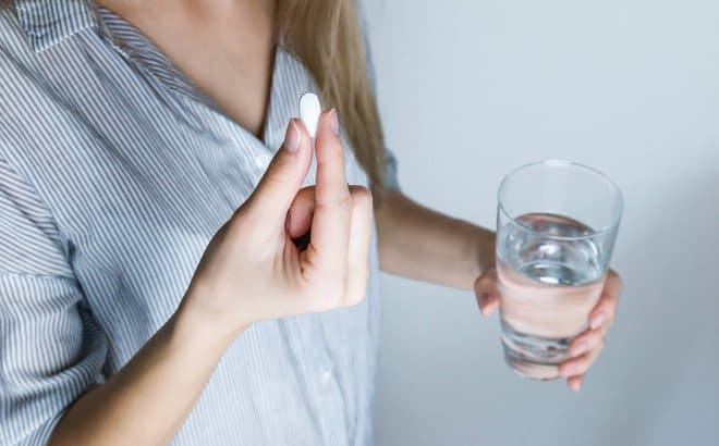 Phác đồ điều trị viêm túi mật giai đoạn đầu thường dùng thuốc để ổn định tình trạng bệnh