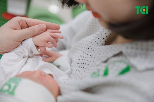 Siêu âm có dịch trong tử cung là gì 