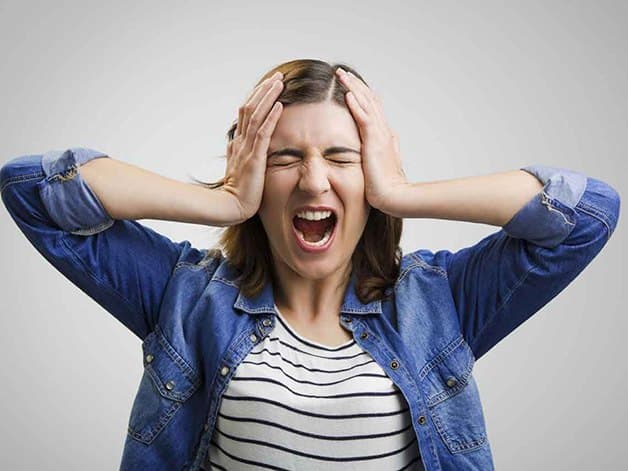 Dị dạng động tĩnh mạch khiến người bệnh bị đau nửa đầu ù tai, tê mặt, giảm thính lực