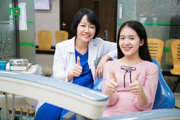 Lựa chọn địa chỉ nha khoa uy tín và bác sĩ có tay nghề sẽ giúp quá trình niềng diễn ra suôn sẻ, thuận lợi, ít rủi ro và biến chứng nhất.