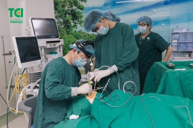 cắt amidan bằng phương pháp nào tốt nhất