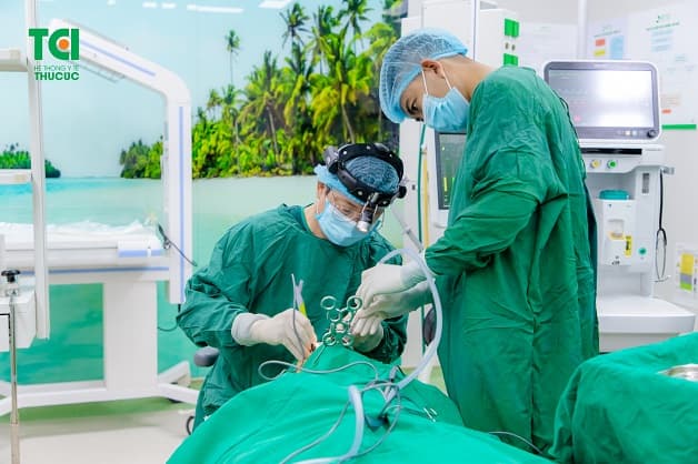 Chi phí mổ amidan phụ thuộc vào phương pháp phẫu thuật và mức độ nghiêm trọng của bệnh lý