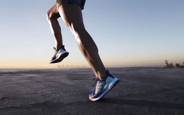 Nhổ răng khôn kiêng gì? Sau nhổ răng khôn bạn cần tránh vận động mạnh