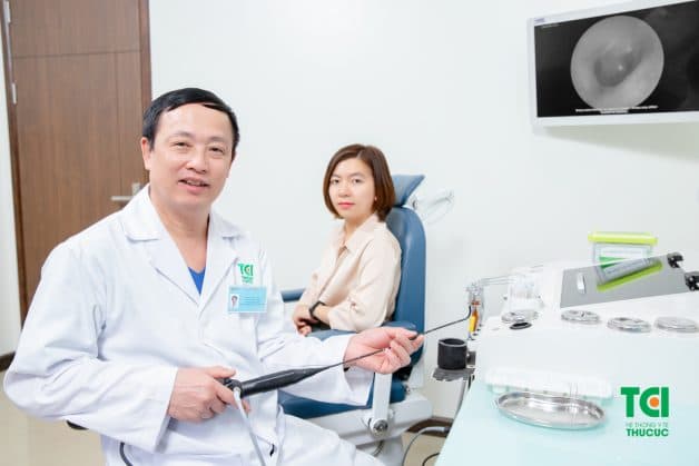 Nếu bệnh diễn tiến nặng hơn, bạn cần đến khám bác sĩ để không gặp các biến chứng nguy hiểm