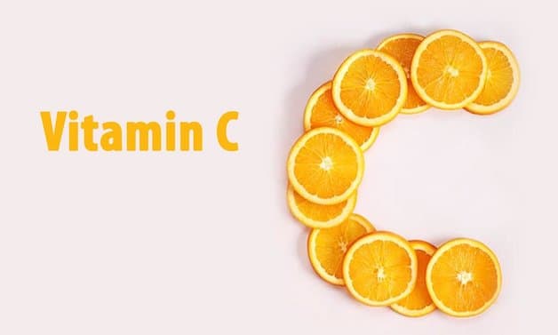 Vitamin C là thành phần không thể thiếu trong “công cuộc” kiểm soát và đẩy lùi các triệu chứng viêm mũi dị ứng.