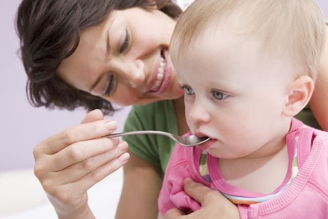 Dấu hiệu rối loạn tiêu hóa ở trẻ em và cách xử trí