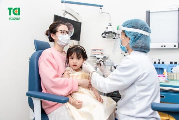 Bác sĩ đang công tác tại Khoa Nhi- Hệ thống Y tế Thu Cúc TCI là những bác sĩ đầu ngành giàu kinh nghiệm và chuyên môn cao