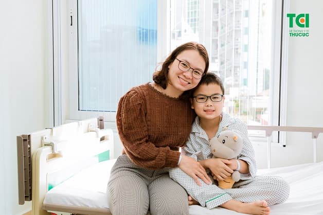 Trẻ bị viêm loét dạ dày