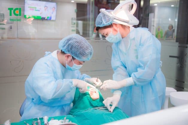 cấy ghép implant ở đâu