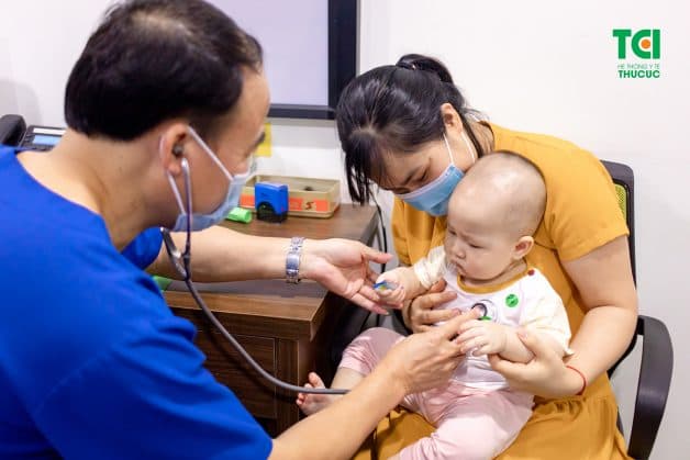 nôn trớ ở trẻ nhỏ 