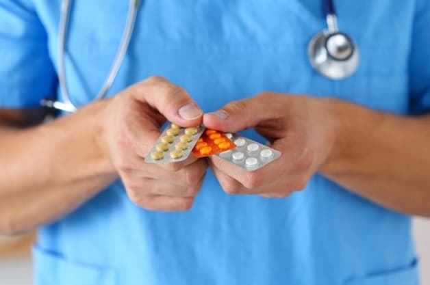 điều trị liệt nửa mặt