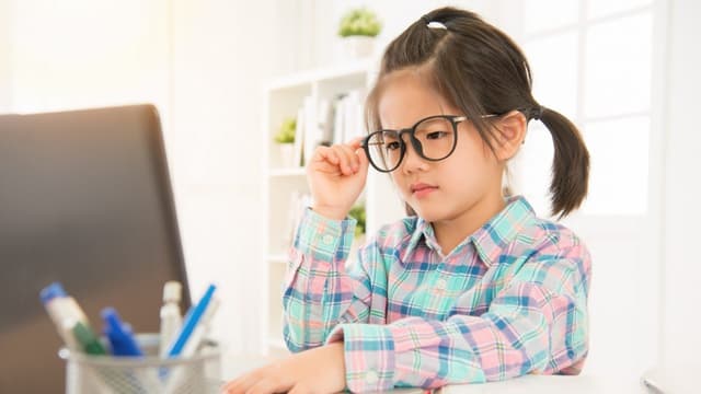 Nguyên nhân, triệu chứng và cách điều trị bệnh nhược thị