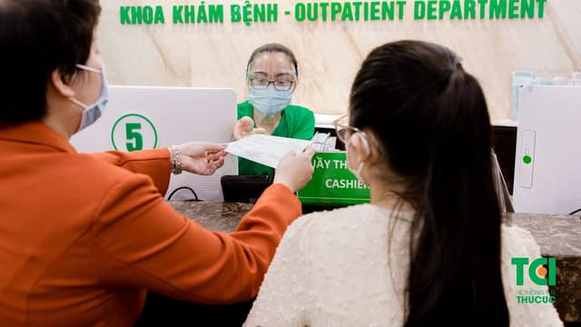 Sụp mí bẩm sinh và những kiến thức bố mẹ cần biết