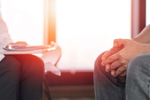 Cắt bao quy đầu đau không là thắc mắc của nhiều người