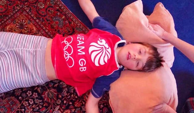 Cơn động kinh khởi phát toàn thể