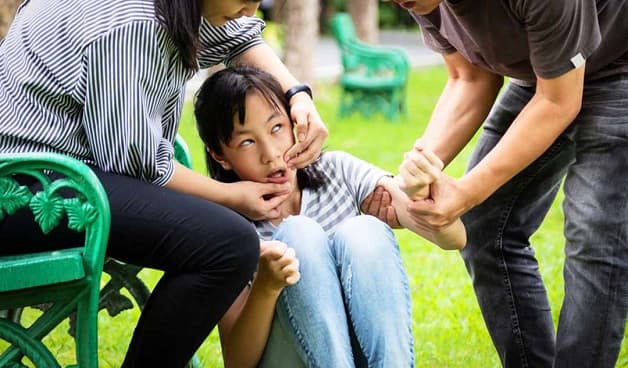 cơn động kinh không rõ khởi phát