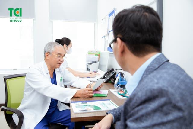 NSƯT Đức Khuê khám sức khỏe tổng quát tại Thu Cúc TCI