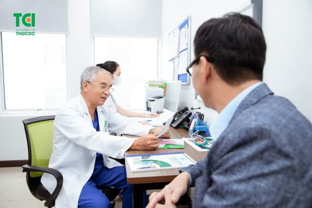 NSƯT Đức Khuê khám sức khỏe tổng quát tại Thu Cúc TCI