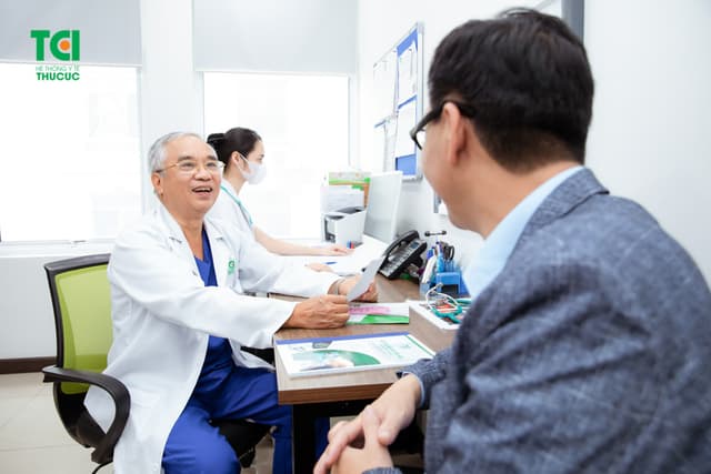 NSƯT Đức Khuê khám sức khỏe tổng quát tại Thu Cúc TCI