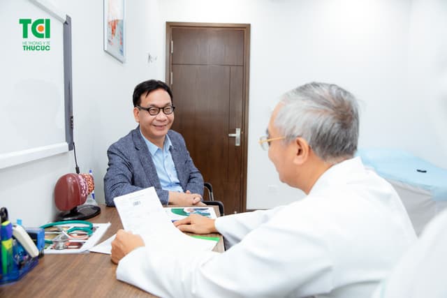 NSƯT Đức Khuê khám sức khỏe tổng quát tại Thu Cúc TCI