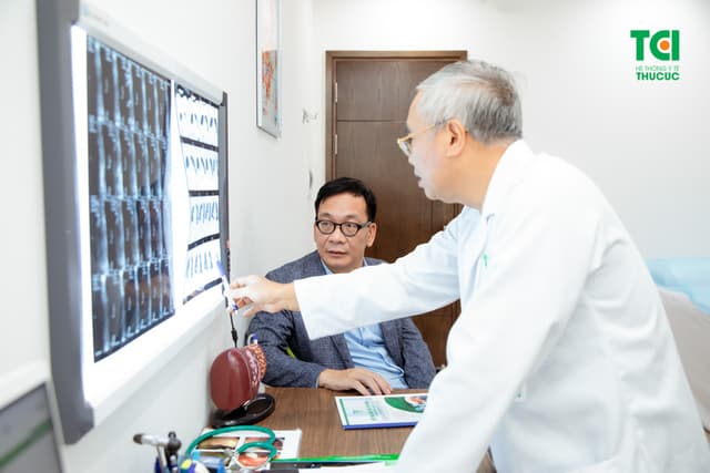 NSƯT Đức Khuê khám sức khỏe tổng quát tại Thu Cúc TCI